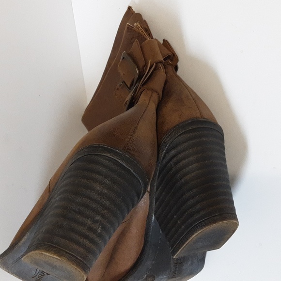 Lucky brand Tommie ankle boots women 7.5M  leather  pull on adjustable buckle - Picture 12 of 15